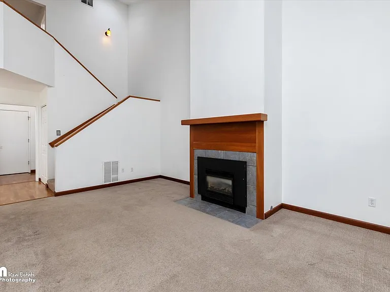 1831 Commodore Dr — Photo 21