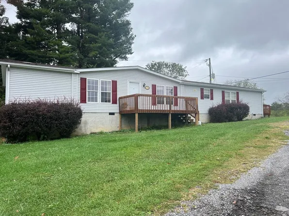 5346 Thornspring Rd, Pulaski, VA 24301
