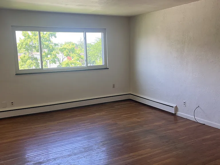 910 Cherry Dr — Photo 24