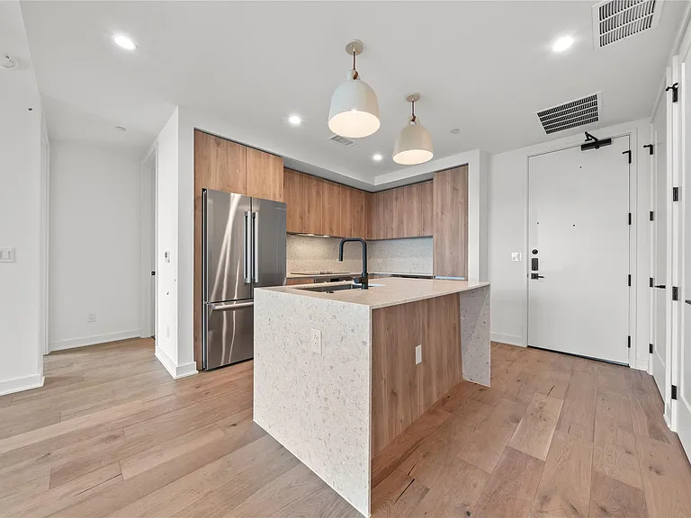 84 East Ave #2203 — Photo 5