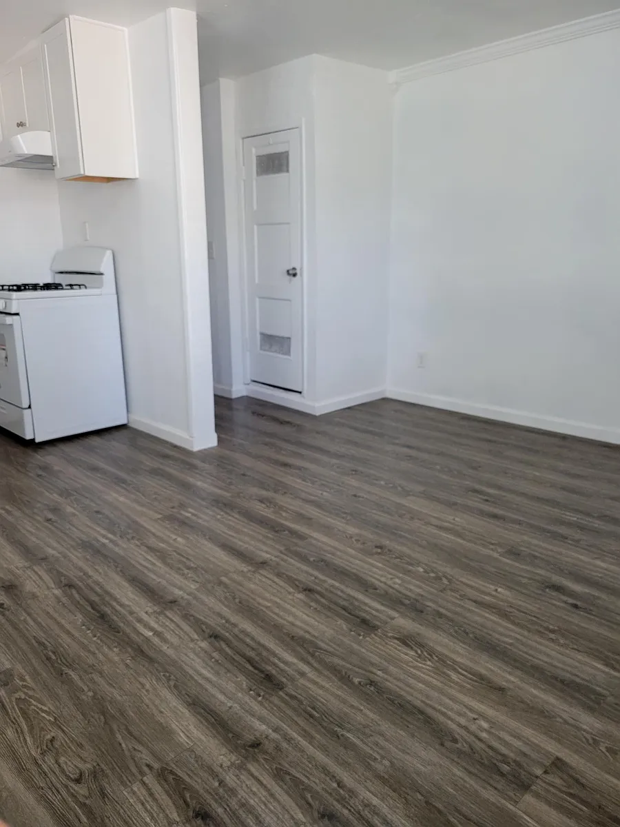 Living room/dining area (refrigerator included/not pictured) - 126 Almond Ave