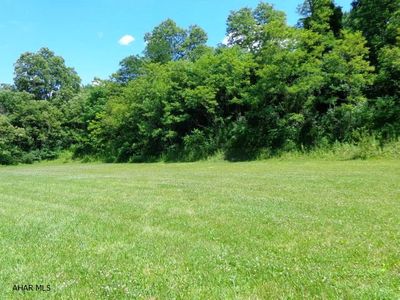 Goods Ln, Altoona, PA, 16602