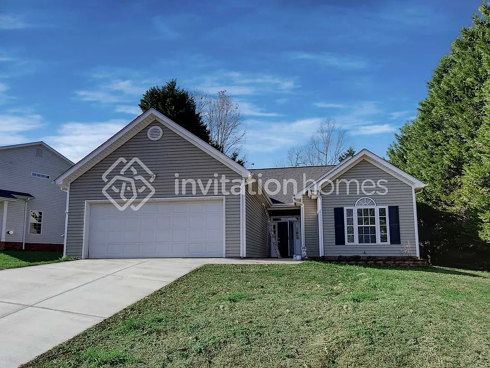 2367 Eagle Glen Ct