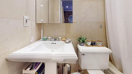 Rented by Bond New York