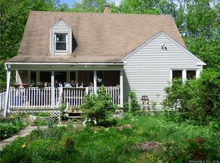 51 Botsford Hill Rd, Newtown, CT 06470