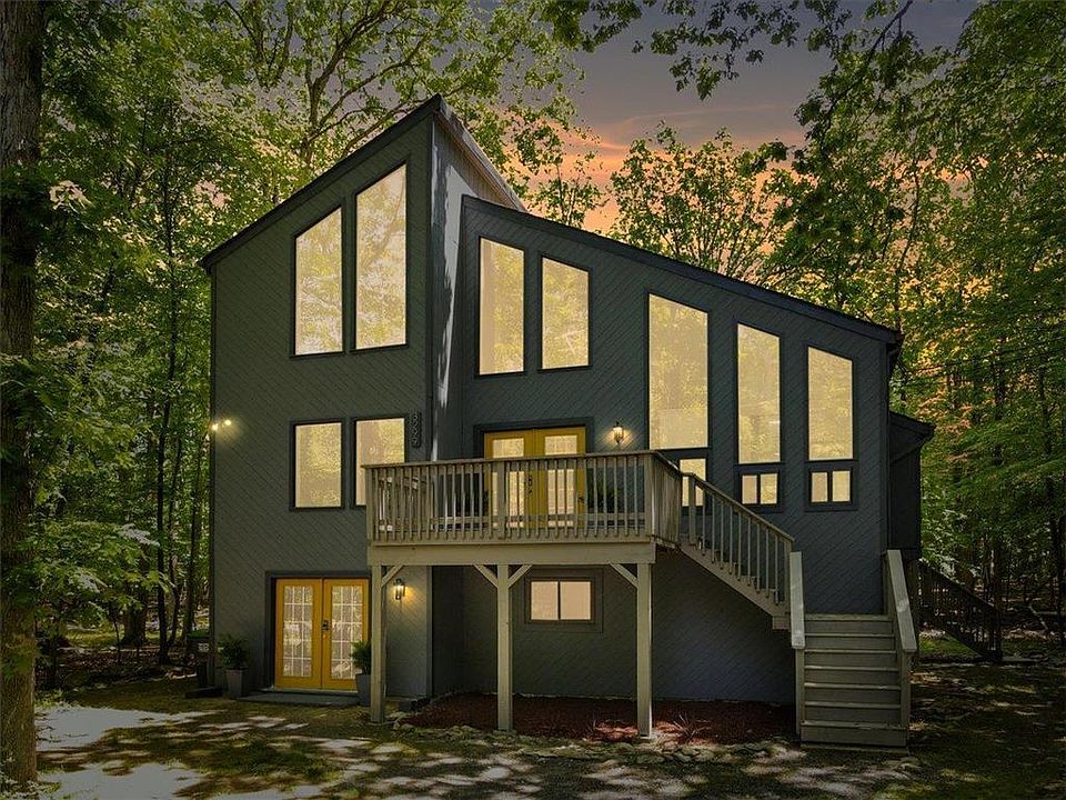 3299 Greenbriar Dr, East Stroudsburg, PA 18301 Zillow