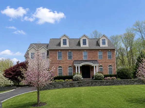 726 Bridgetown Pike, Langhorne, PA 19053