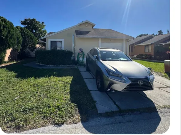 11030 SW 10th Ct, Pembroke Pines, FL 33025