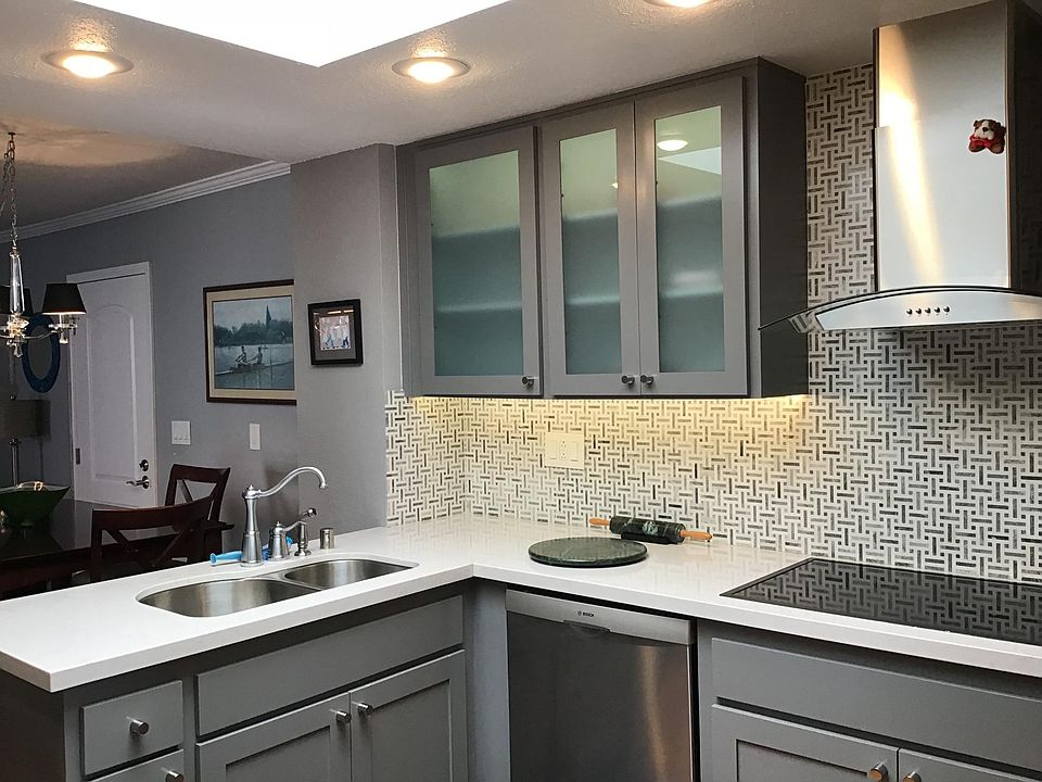 1st image of 6636 Reservoir Ln