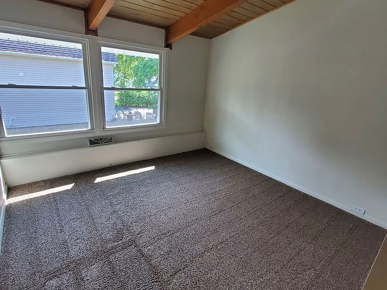7611 W Arthur Ave. 3 unit — Photo 11
