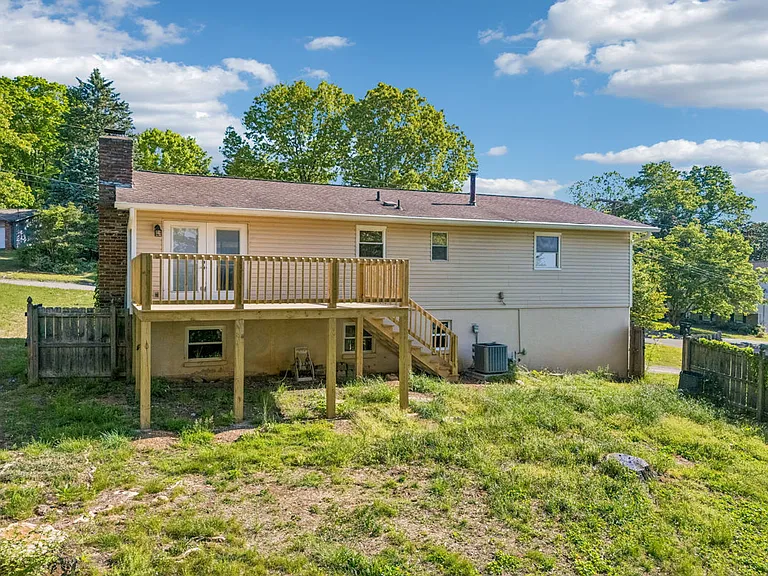 12201 W Kings Gate Rd — Photo 46