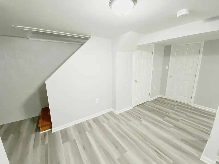 1536 Douglas St NE — Photo 14