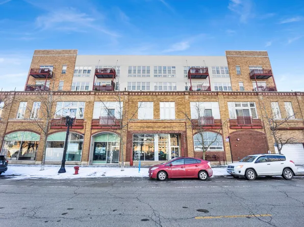 1225 W Morse Ave APT 201, Chicago, IL 60626