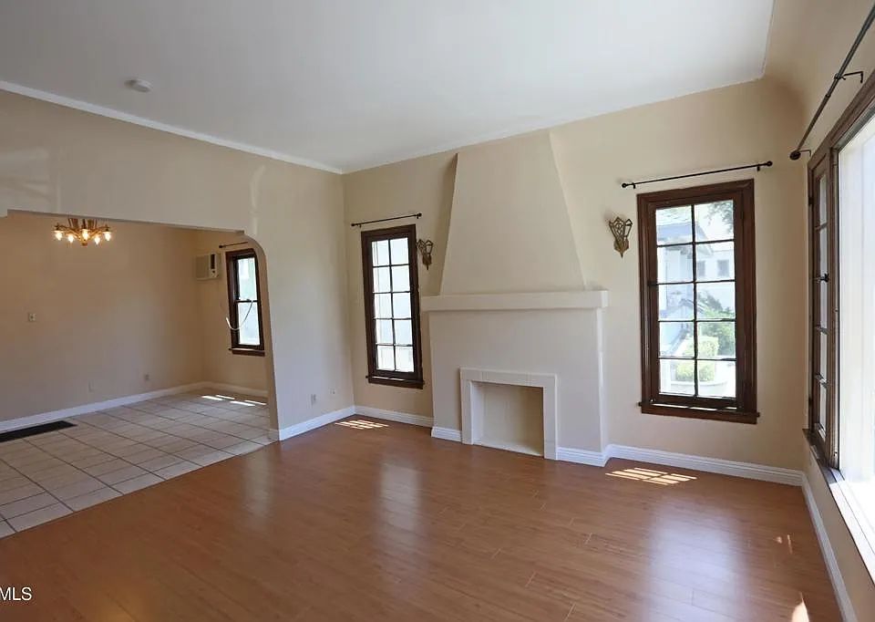 126 S Olive Ave #D