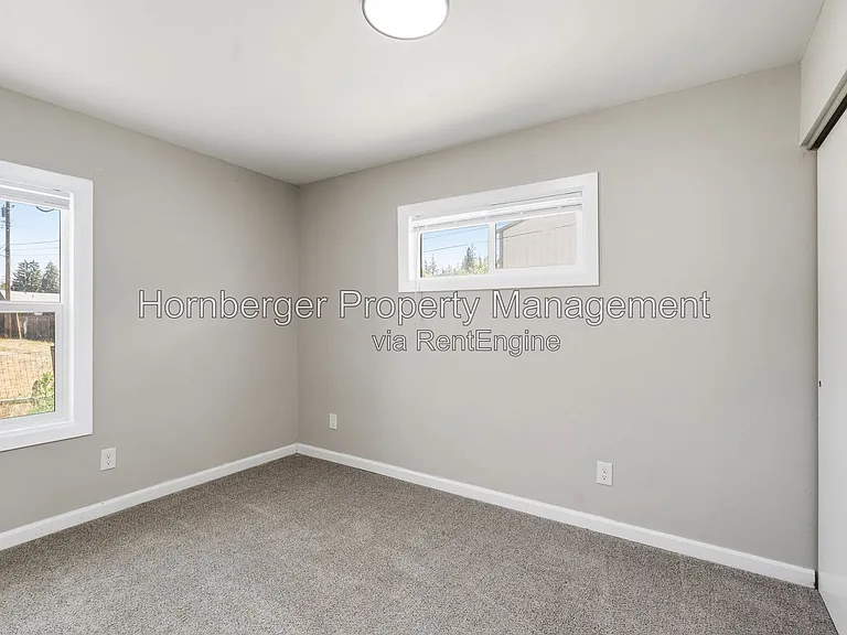 205 S Elizabeth Rd #5 — Photo 3