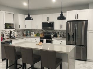 420 SW 14th Ave, Fort Lauderdale, FL 33312