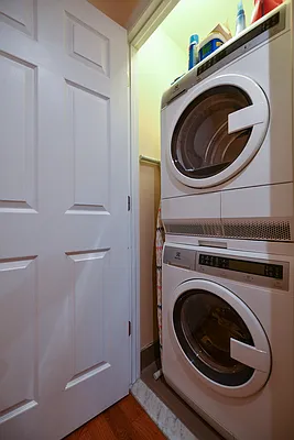 Rented by J Misrahi Realty Corp | media 19