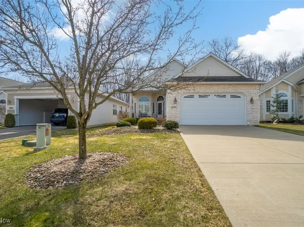 9738 Scottsdale Dr, Broadview Heights, OH 44147