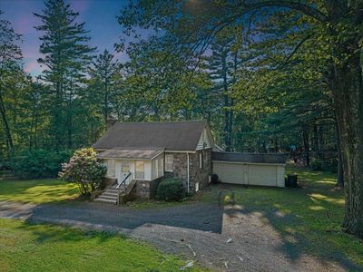 102 Peggy Ln, Henryville, PA, 18332