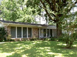 3719 Holloway Dr, Texarkana, TX 75503