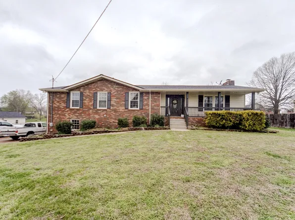 416 Wadebrook Dr, Gallatin, TN 37066