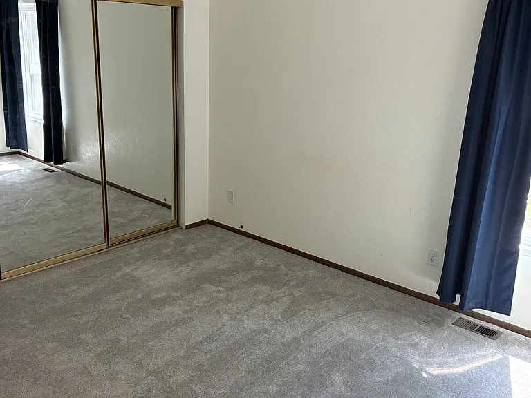 3851 S Genoa Way #B — Photo 11