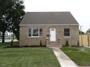5201 N Canfield Ave, Chicago, IL
