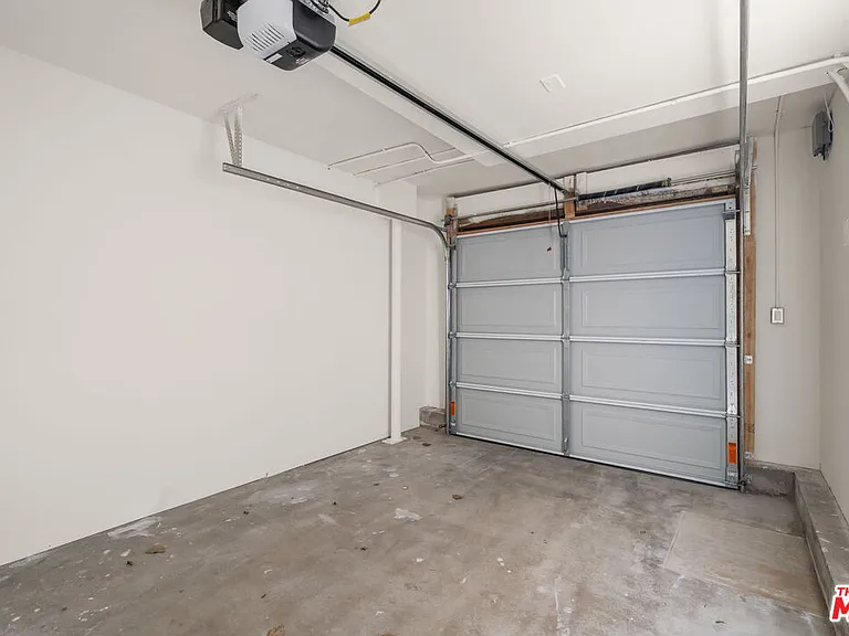 6821 E Ocean Blvd #1/2 — Photo 19