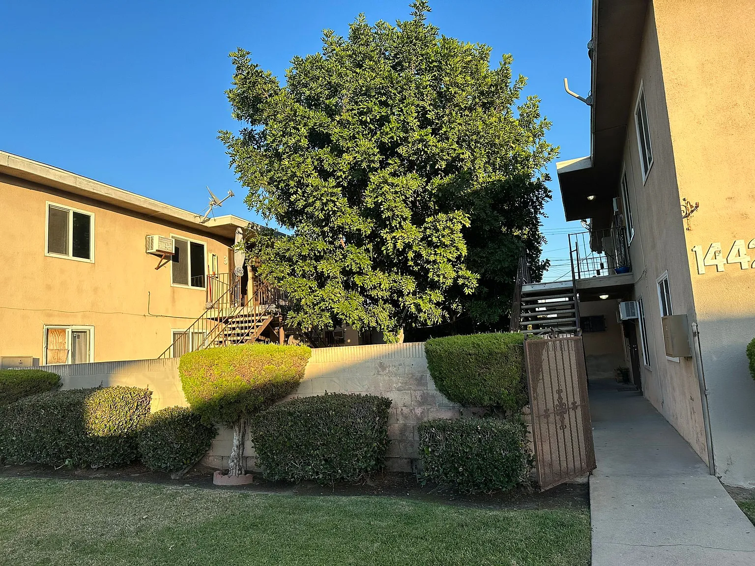 14424 Flallon Ave — Photo 2