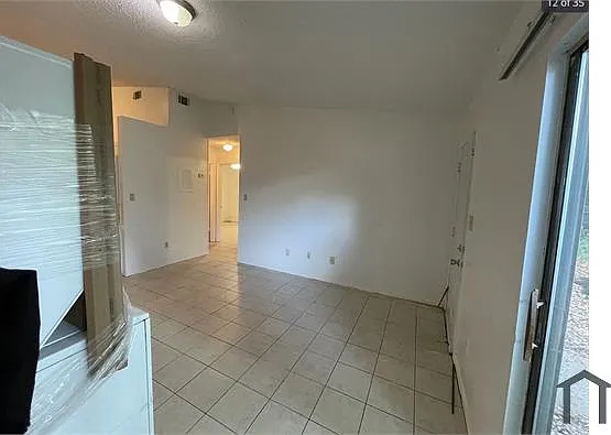 6832 Tiki Ln #4 — Photo 14