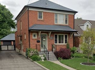 36 19th St W #BASEMENT, Toronto, ON M8V 3L3