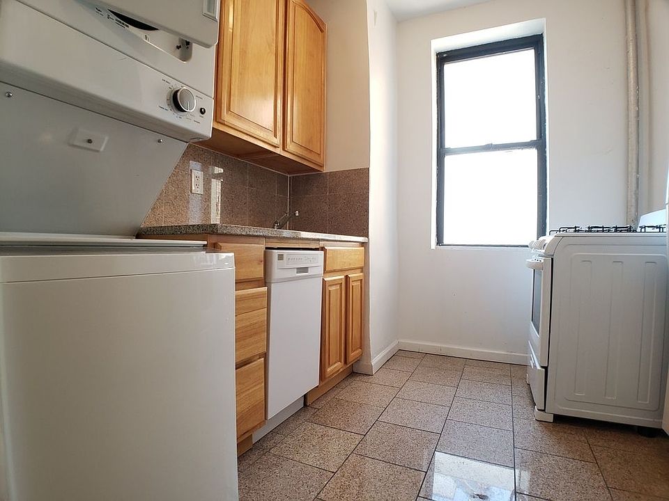 1st image of 40 W 127th St APT 21