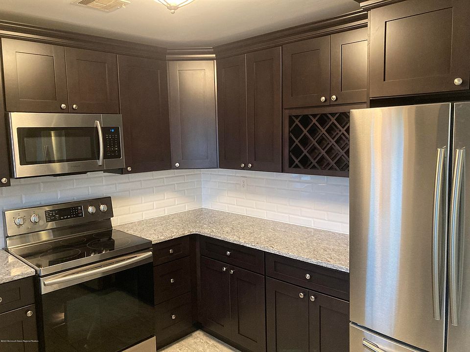 1st image of 287B Malvern Ct #1002