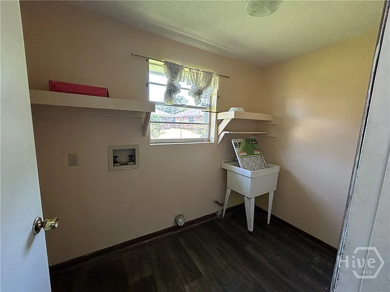 1010 Carroll St — Photo 8