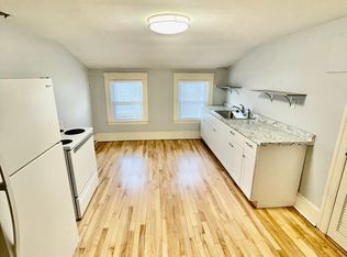 20 Edgewood St #3, Worcester, MA 01602