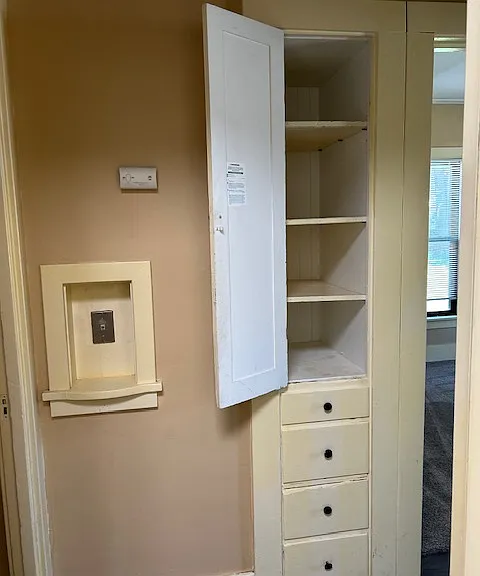 Crown Apartments — Photo 19