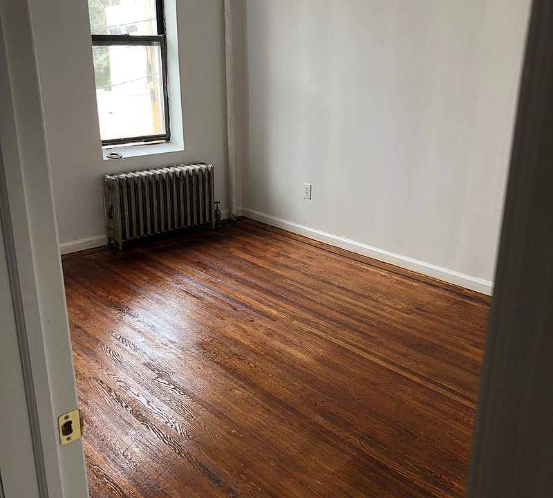 2nd image of 1520 Rosedale Ave APT 2F