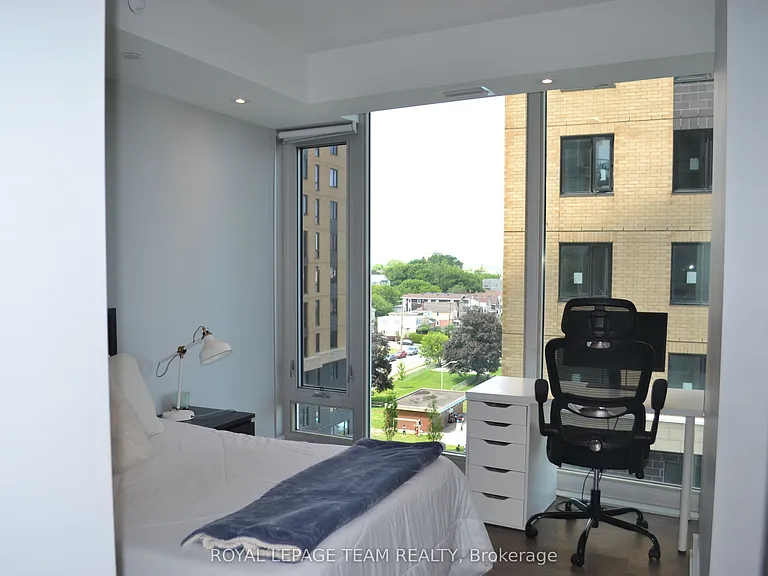 111 Champagne Ave S #607 — Photo 10
