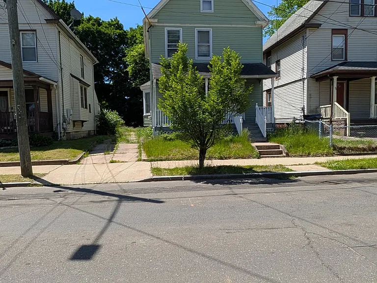 90 Pond St #90 — Photo 12