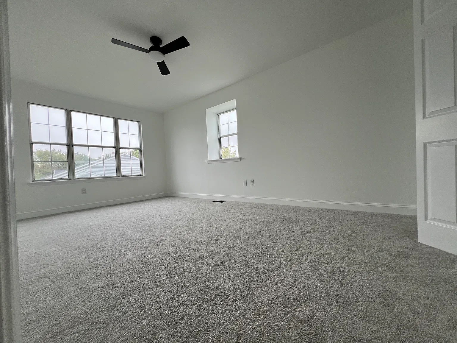 2 bed, 1.5 bath, 1000 sqft, $2,200 — Photo 4