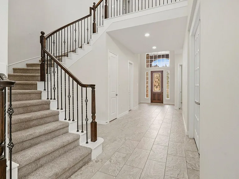 28211 Hidden Brook Ln — Photo 6