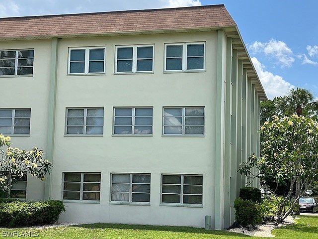 1st image of 4840 Golf Club Ct APT 5
