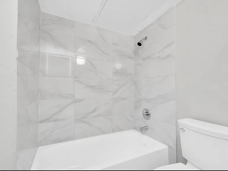10101 S Gessner Rd #811 — Photo 27