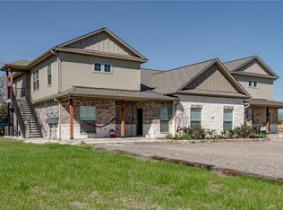 4032 Golden Eagle Dr, Bryan, TX 77808