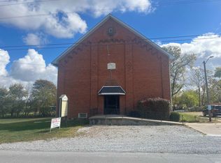 7976 S Packerton Rd, Claypool, IN 46510