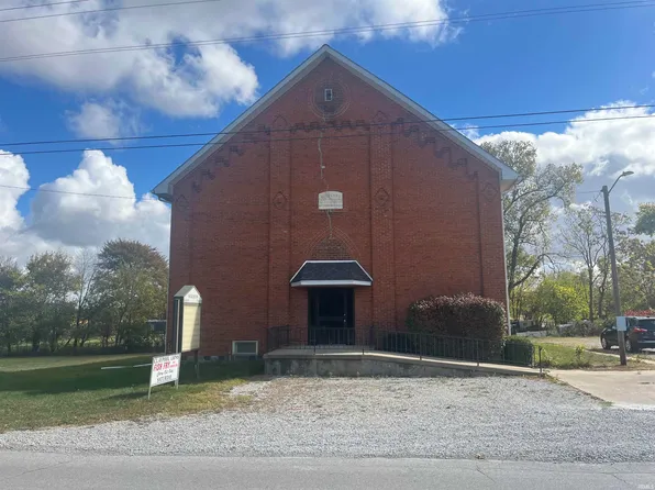 7976 S Packerton Rd, Claypool, IN 46510