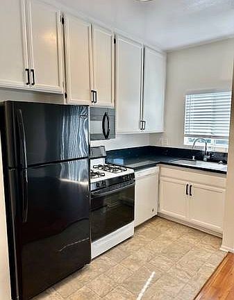 2nd image of 917 Nolden St APT 2