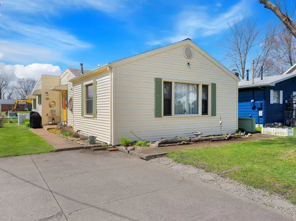 16 N Sandpiper Ct, Port Clinton, OH 43452