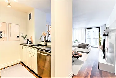 Rented by Pinnacle City Living