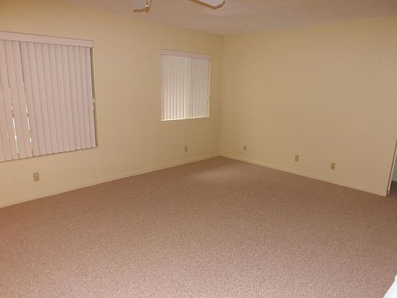 5th image of 501 Shady Pine Way